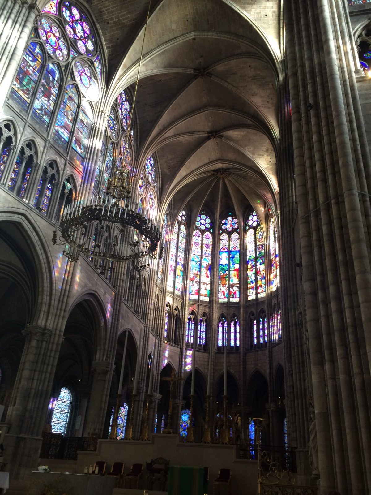 Exploring the Basilica of Saint-Denis in Paris while reading “Pillars of the Earth” by Ken Follet